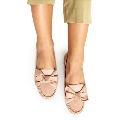 Bézs színű női mokaszin Sevilla íjjal - Cipő