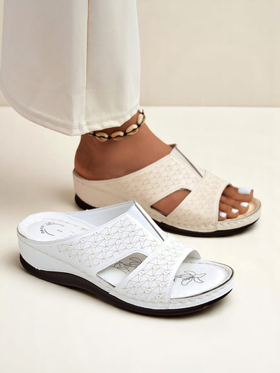 Royalfashion Női vastag talpú papucs Nova Step