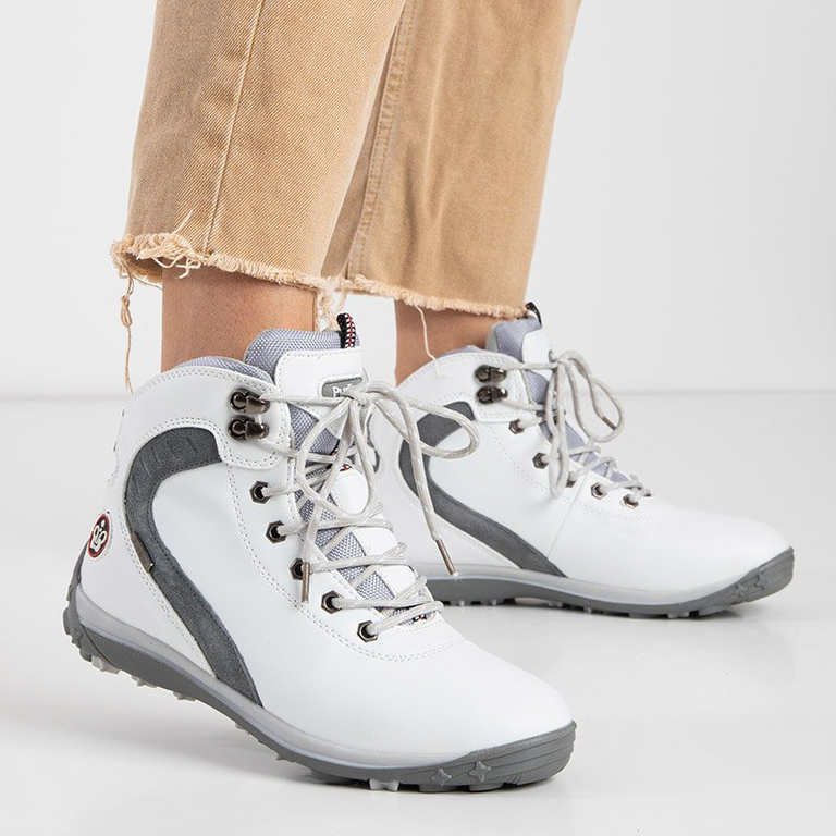 OUTLET Női fehér szigetelt hócsizma az Alfreda cégtől - Lábbeli