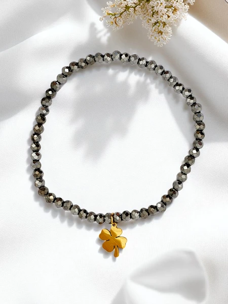 Royalfashion Női karkötő lóhere medállal