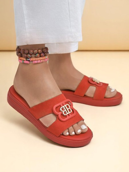 Royalfashion Női lapos talpú papucs ChicStep