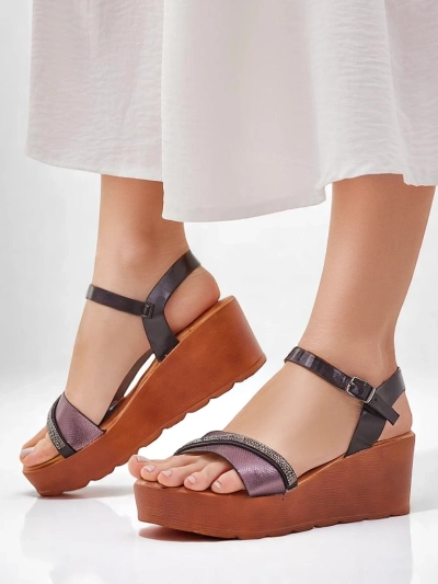 Royalfashion Női wedge szandál, strasszokkal és csillogással Aurora Glow