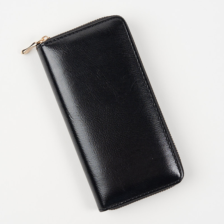 Nagy fekete női pénztárca fényes felülettel - Kiegészítők