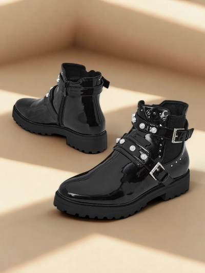 Royalfashion Női munkacsizma Cutoo