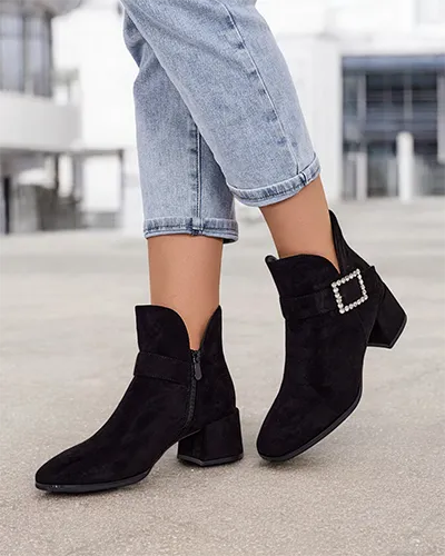 Royalfashion Női bokacsizma alacsony sarokkal Vetti