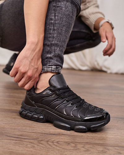 Royalfashion Fekete férfi sportcipő Makkika