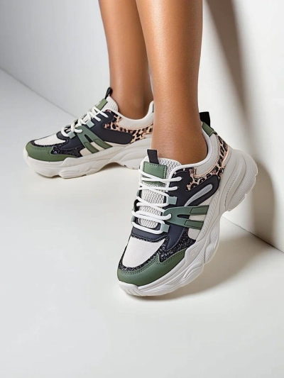 Royalfashion Női sportos sneakerek vastagabb talppal Aimo