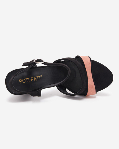 OUTLET Fekete női szandál oszlopon Hromm- Footwear