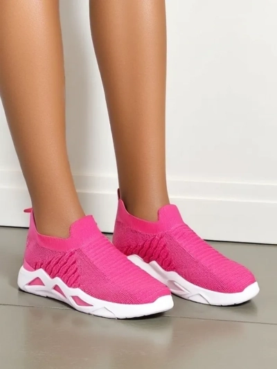 Royalfashion Slip-on női sportcipő strasszokkal Elavises