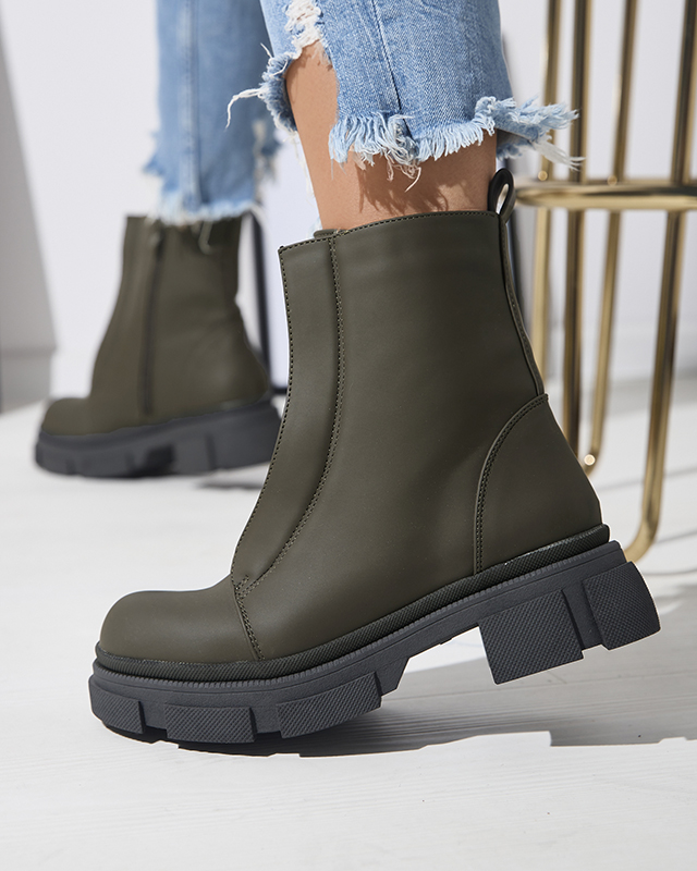 Női szigetelt sötétzöld magas szárú csizma Slovys- Lábbeli