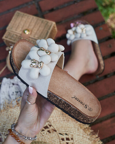 Royalfashion Női flip-flop arany mackókkal és virágokkal Isaralle