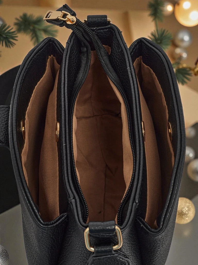 Violes kisméretű női táska öko bőrből