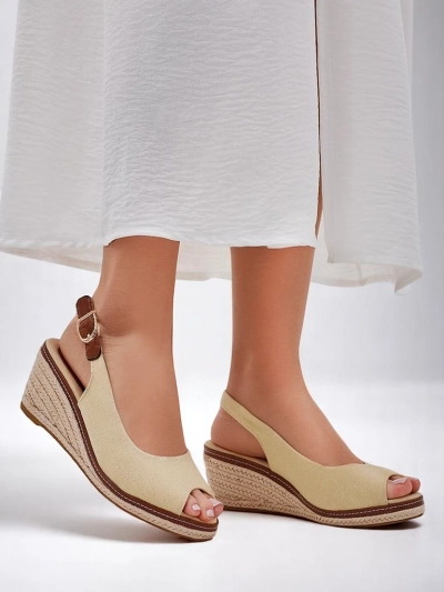 Royalfashion Női wedge szandál, nyitott orrral Tafenis