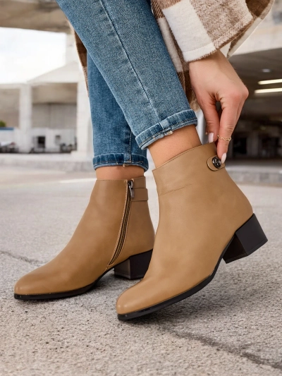 Royalfashion női csizmák Letitto