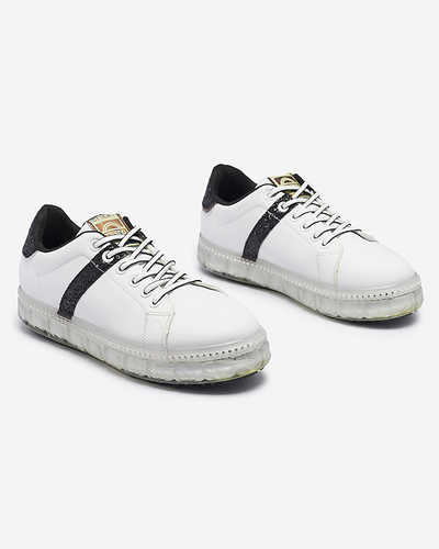 Női sportcipő fehér színben, fekete betéttel Asxa- Footwear