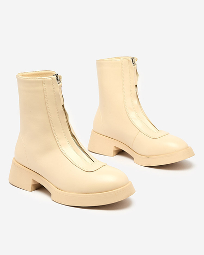 Royalfashion Női bézs színű Etiuse lapos sarkú csizma