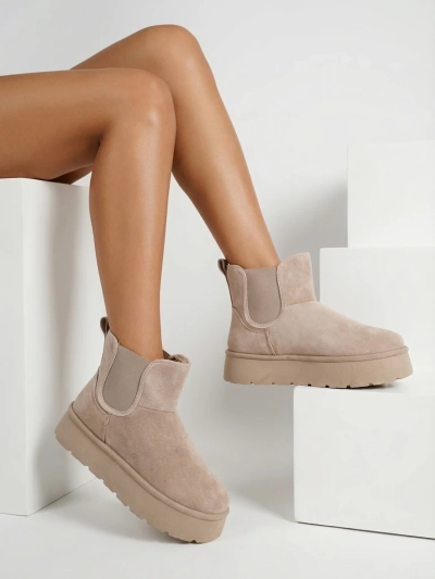 Royalfashion Női Nomas rövid csizma a'la hócsizma