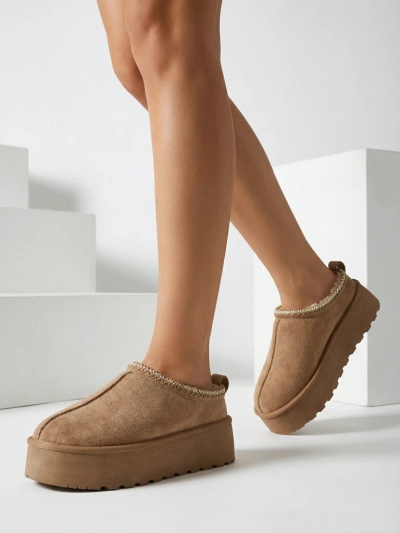 Royalfashion Női Zommy rövid csizma a'la hócsizma