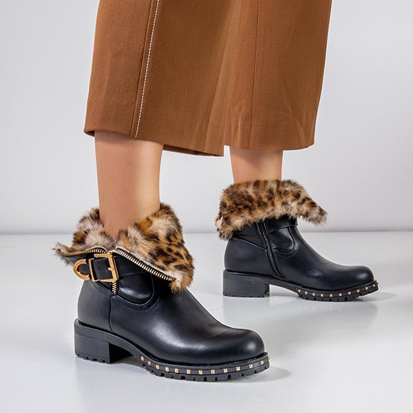 Czarne botki na płaskim obcasie Rahela - Obuwie