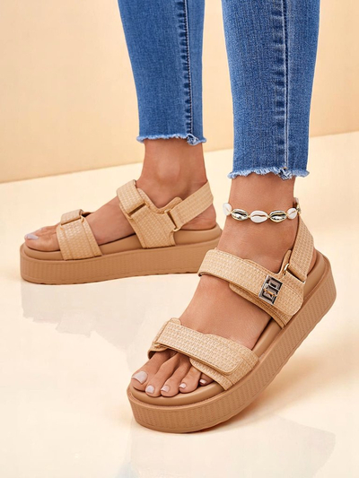 Royalfashion Bézs Lavinia női platform szandál – kényelmes nyár