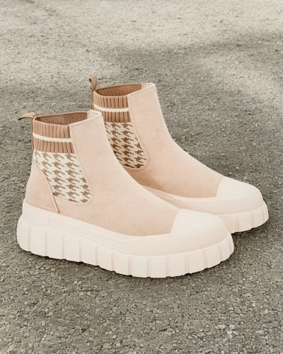 Royalfashion Női bokacsizma Roniv