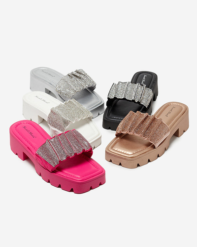 OUTLET Arany női papucs cirkóniával Emkoy- Footwear