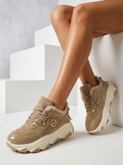 Royalfashion Női szigetelt tornacipő Caroz