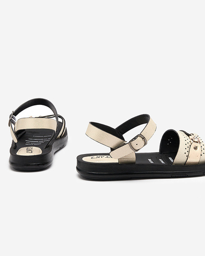 OUTLET Fényes bézs színű női lapos szandál Nafi- Footwear