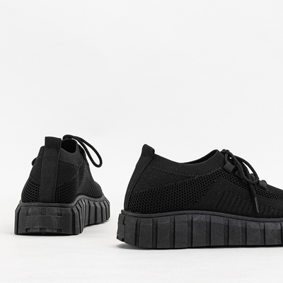 Fekete női sportcipő masszív Teterika talpon - lábbeli