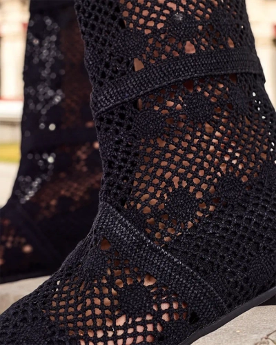 Royalfashion Női áttört térdig érő csizma Corinu