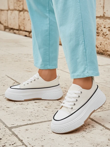 Royalfashion Női platform sportcipők Beemes