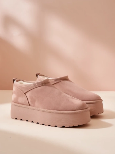 Royalfashion Női rövid csizma a'la hócsizma Ozozi