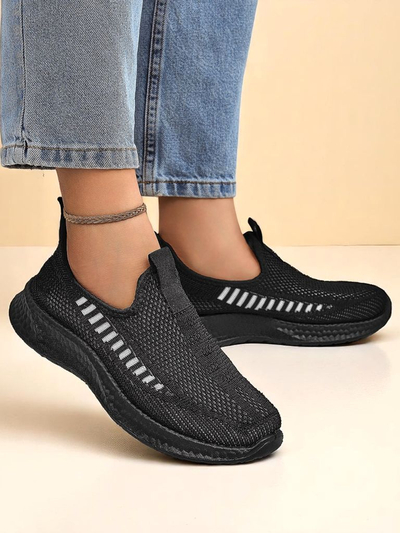 Royalfashion Női felhúzható sportos anyagcipő Sport Slip-On
