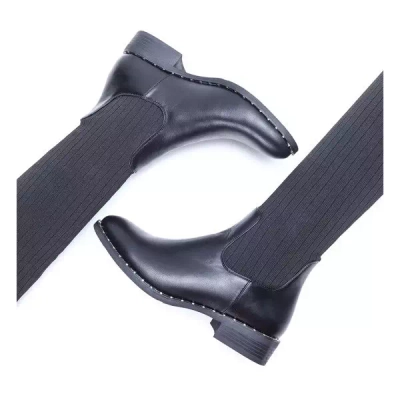 OUTLET Fekete csizma a'la lapos zokni Salvia- Shoes