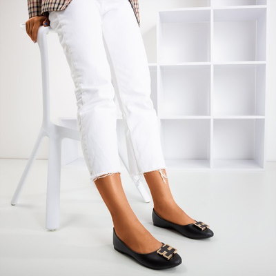 OUTLET Fekete női balerinák orrján díszes Rionach - Cipők