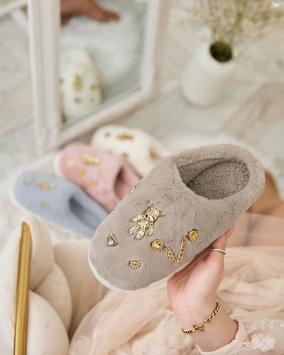Royalfashion Szürke női szőrme papucs díszítéssel Erserra