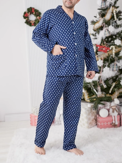 A Royalfashion férfi pizsama színes nyomtatással