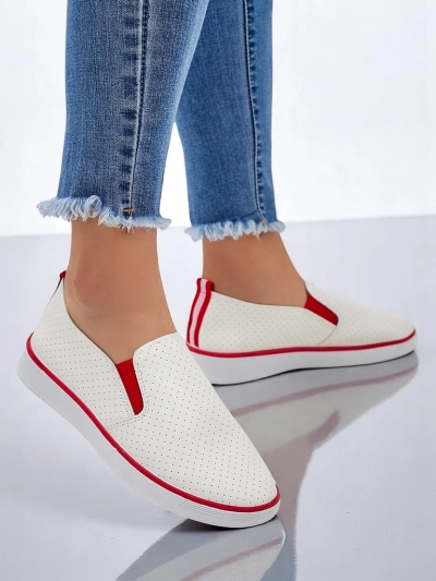 Royalfashion Női perforált slip-on cipők Kassias