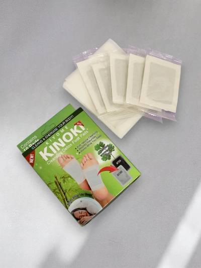 Detoxáló talppakolások DETOX KINOKI 10 db Képződmény