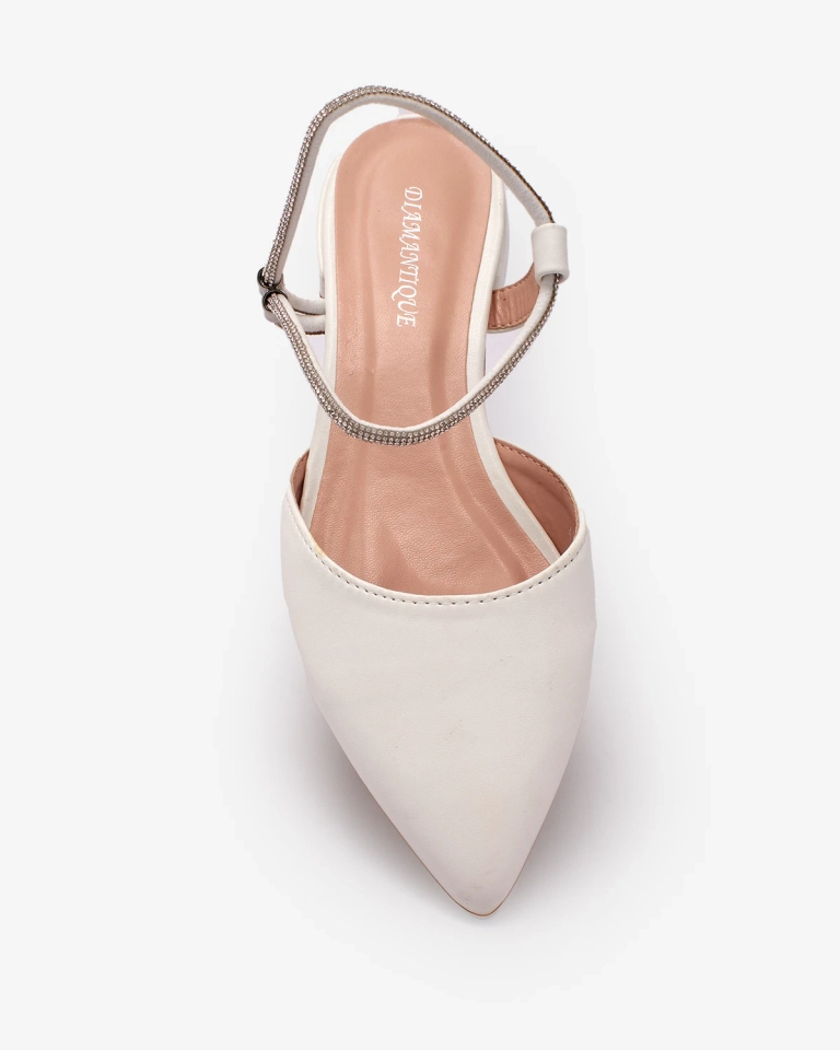 Royalfashion Fehér női díszített csillogó talpú lapos sarkú szandál