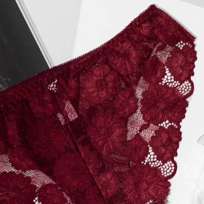 Női barna bugyi csipkével - Fehérnemű