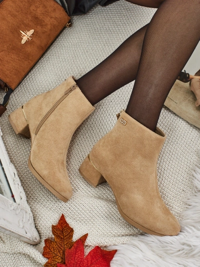 Arshinea női öko-velúr vastag sarkú bokacsizma