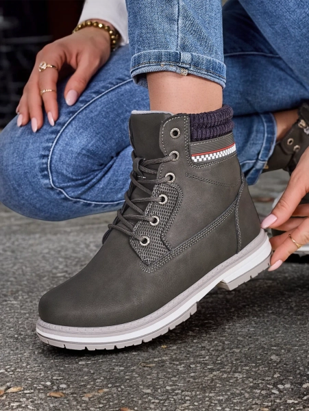 Royalfashion Női csizma Miszuz