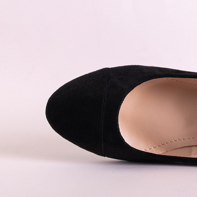 Fekete női szivattyúk az alacsony Erneka-oszlopon - Lábbeli