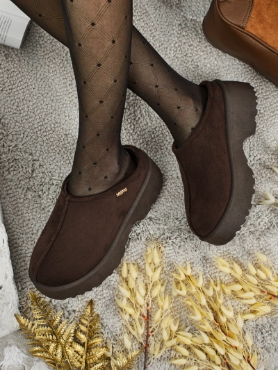 Rövid női a'la hócsizma bundával Calindra