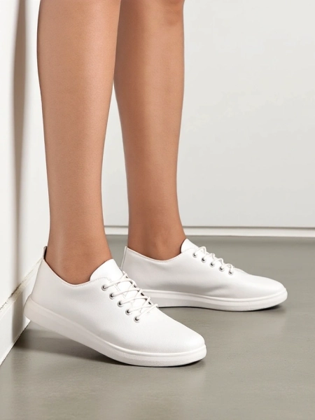 Royalfashion Női áttört tornacipő Tareb