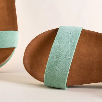 OUTLET Női menta szandál alacsony ékű Akiko - Cipő