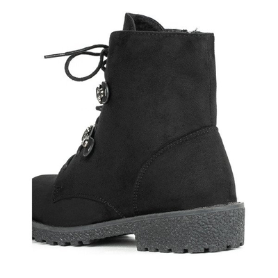 Czarne workery z ozdobnymi paseczkami Mayte - Obuwie