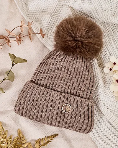 Royalfashion Női bélelt sapka póni füzettel