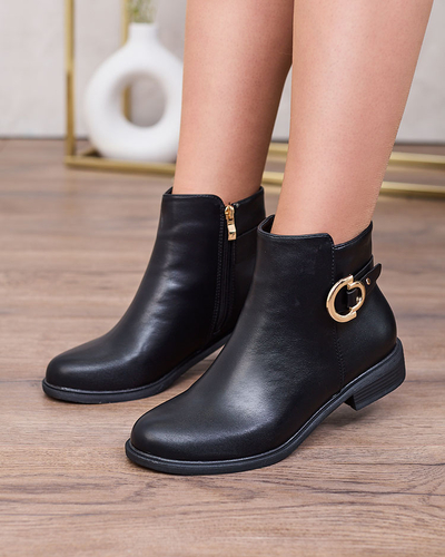 Royalfashion Fekete női csizma a'la sztyblety díszítéssel Ederte